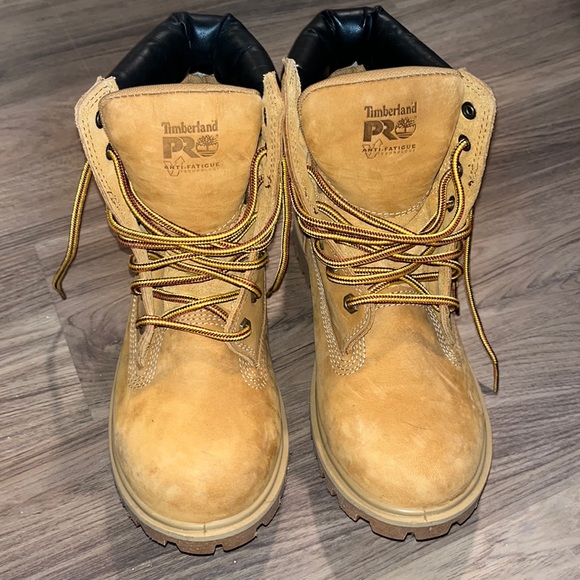 Timberlands - Picture 3 of 3